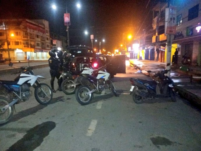 Archivo - La Policía Nacional de Ecuador en El Triunfo tras un tiroteo entre bandas criminales que se ha saldado con al menos cinco muertos y cinco heridos