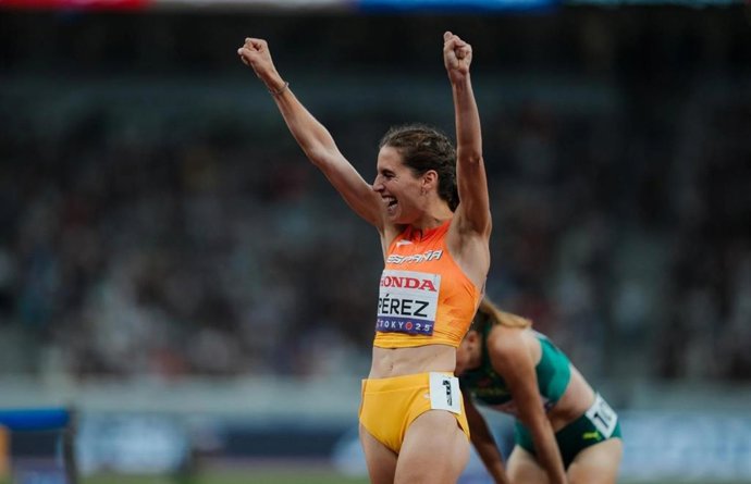 La atleta española Marta Pérez avanza a la final de los 1.500 metros de los Mundiales de atletismo