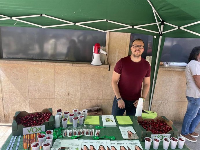 Miguel Ángel Pascual, concejal de Vox en Binéfar, ha fallecido este domingo a los 39 años.