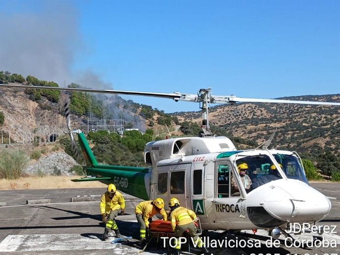 Imagen de efectivos del Plan Infoca en Montoro.