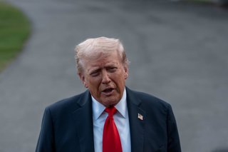 11 September 2025, US, Washington: US President Donald Trump speaks to the media before departing the White House to attend a ceremony at the Pentagon marking the 24th anniversary of the September 11, 2001 attacks. Photo: Andrew Leyden/ZUMA Press Wire/dpa