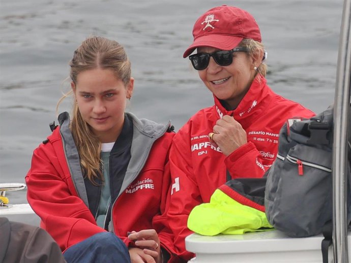 La infanta Elena e Irene Urdangarin salen a navegar este domingo en Sanxenxo