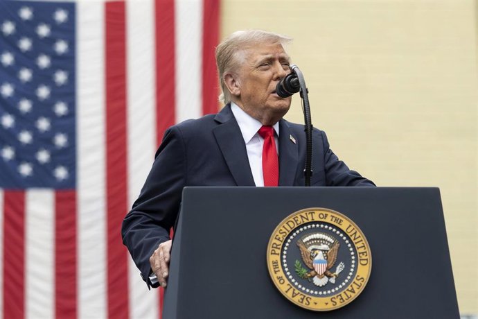 El presidente de Estados Unidos, Donald Trump, da un discurso desde el Pentágono con motivo del 24º aniversario de los ataques del 11 de septiembre de 2001 (archivo)