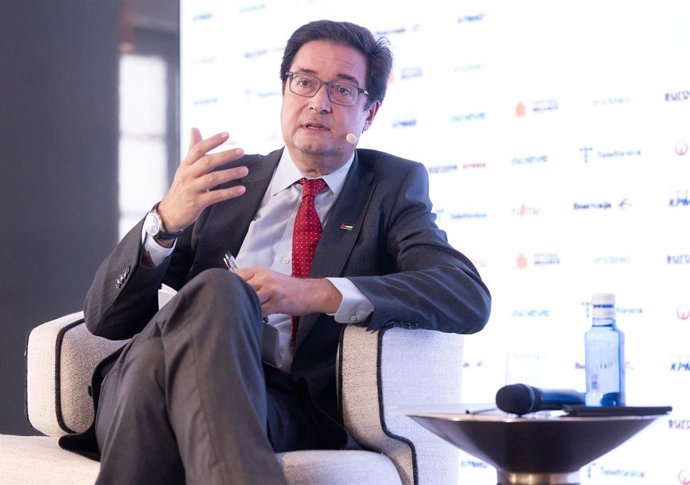 El ministro para la Transformación Digital y de la Función Pública, Óscar López, protagoniza un desayuno informativo de Europa Press, a 15 de septiembre de 2025, en Madrid (España).