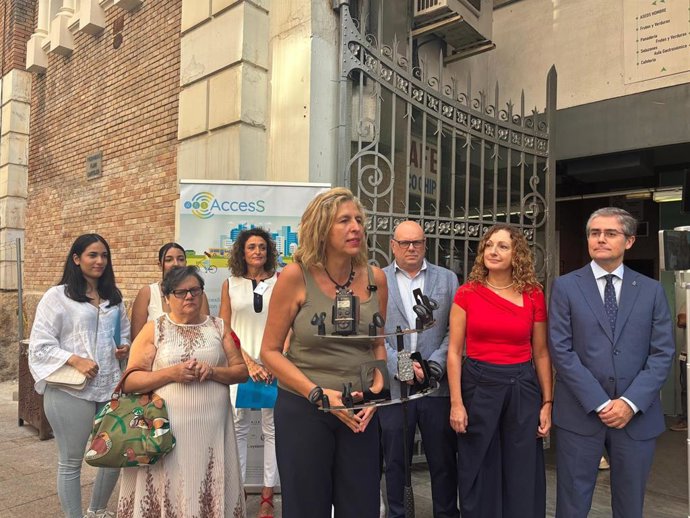 La concejal de Gobierno Abierto, Promoción Económica y Empleo, Mercedes Bernabé; de Turismo, Comercio y Consumo, Jesús Pacheco; y la de Mujer, Políticas de Conciliación y Mayores, Ascensión Carreño