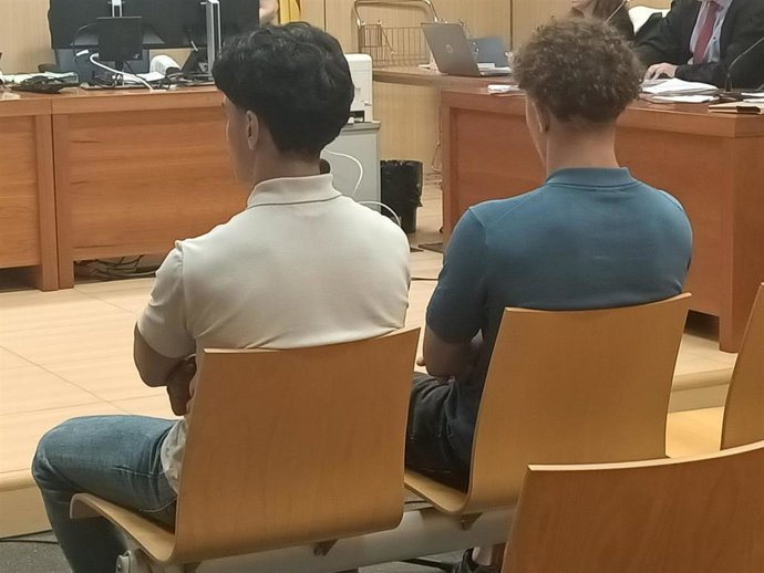 Suspendido el juicio contra tres presuntos violadores de dos niñas de 14 años por incomparecencia del principal acusado