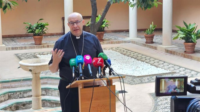 El nuevo obispo de Málaga, José Antonio Satué.