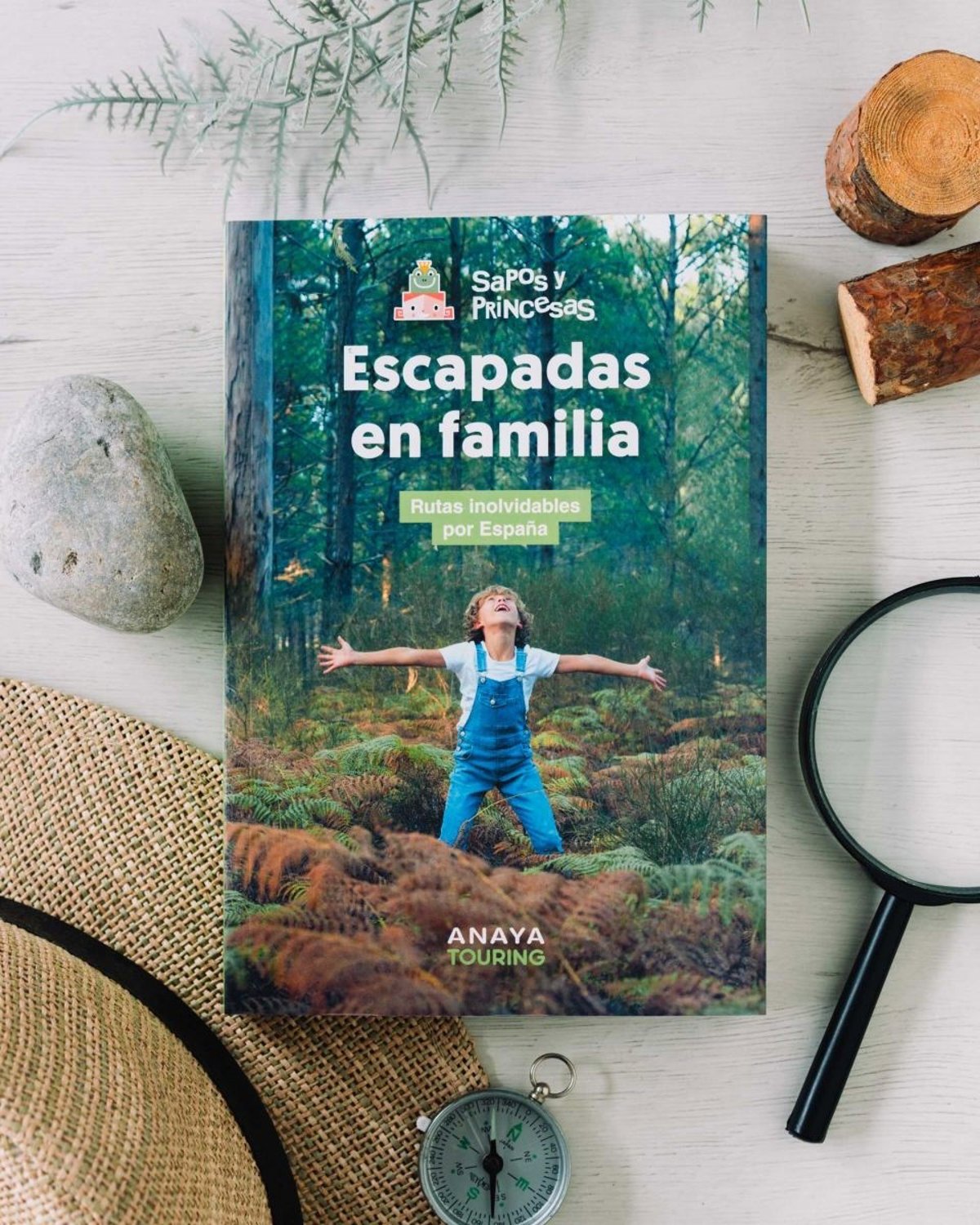 Guía de viajes para familias: Descubre 30 rutas inolvidables con  Escapadas en familia 