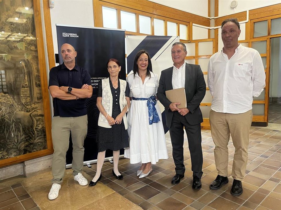 Inauguración de la exposición interactiva de Cruz Roja 'Un momento a solas'.