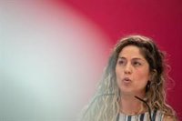 Sumar se desmarca de Sánchez y tacha de "brindis al sol" el anuncio de ayudas de 30.000 euros al alquiler de jóvenes