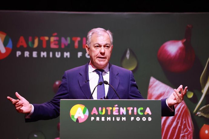 Alcalde de Sevilla, José Luis Sanz, en la inauguración de la tercera edición de Auténtica Premium Food.