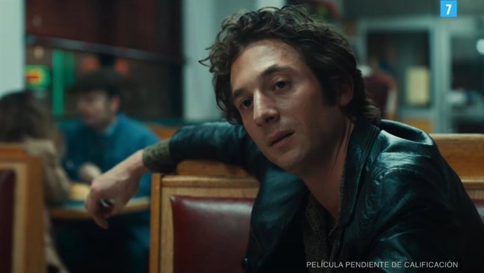 Jeremy Allen White da vida a un vulnerable Bruce Springsteen en el nuevo tráiler de Deliver Me from Nowhere
