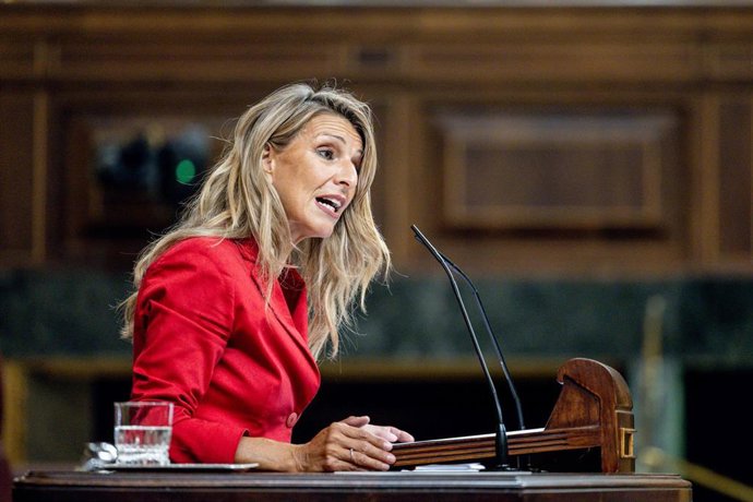La vicepresidenta segunda y ministra de Trabajo y Economía Social, Yolanda Díaz, interviene durante una sesión plenaria, en el Congreso de los Diputados, a 9 de septiembre de 2025, en Madrid (España).