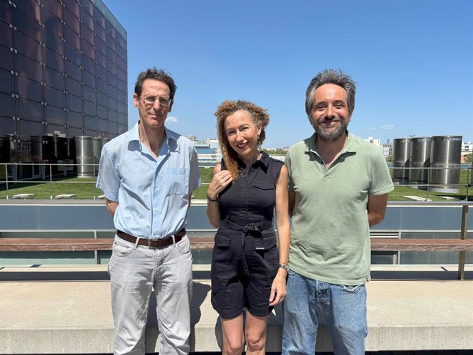 D'esquerra a dreta: Pablo d'Este, Rocío Poveda i David Barberá.