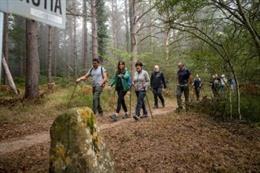 Recorrido de los mojones en el Día de Olárizu
