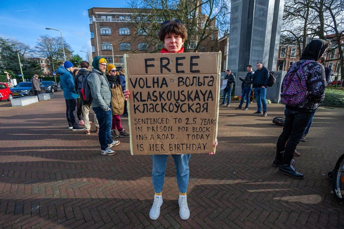 Archivo - Imagen de archivo de una protesta a favor de la liberación de presos políticos en Rusia y Bielorrusia.