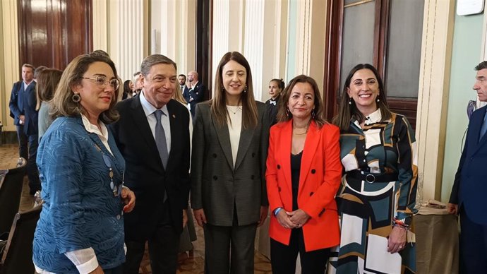 La consejera Sara Rubira en la reunión de los Consejos Consultivos de Pesca y Agricultura