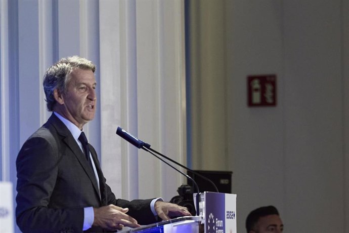 El presidente del PP, Alberto Núñez Feijóo, durante un desayuno informativo de Nueva Economía Fórum