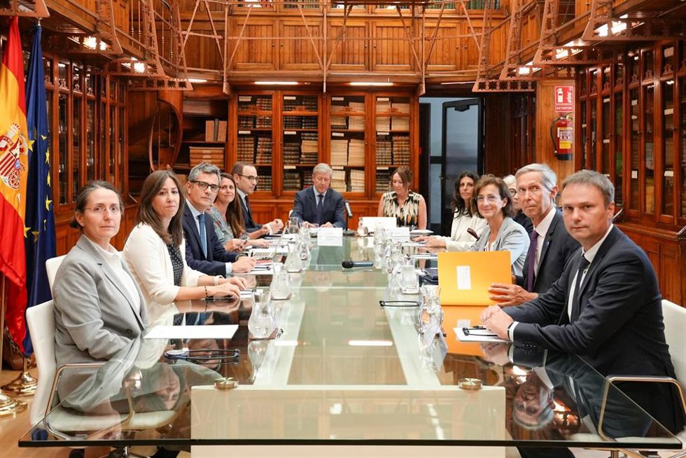 Reunión del ministro de Presidencia, Justicia y Relaciones con las Cortes, Félix Bolaños, con la Comisión de Venecia.