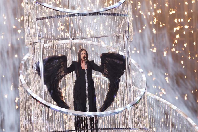 Archivo - Arxiu - 17 May 2025, Switzerland, Basel: Yuval Raphael from Israel performs with the song "New Day Will Rise" at the opening of the final of the 69th Eurovision Song Contest (ESC 2025) at St. Jakobshalle. Photo: Jens Büttner/dpa