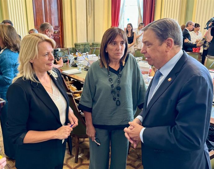 La consejera de Desarrollo Rural, Ganadería, Pesca y Alimentación, María Jesús Susinos, participa en los Consejos Consultivos de Política Agrícola y Política Pesquera para Asuntos Comunitarios