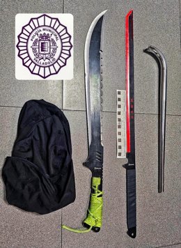 Objetos intervenidos por la Policía Municipal tras la riña tumultuaria