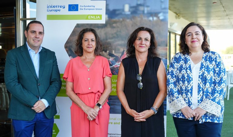 Es Andalucía - Sevilla