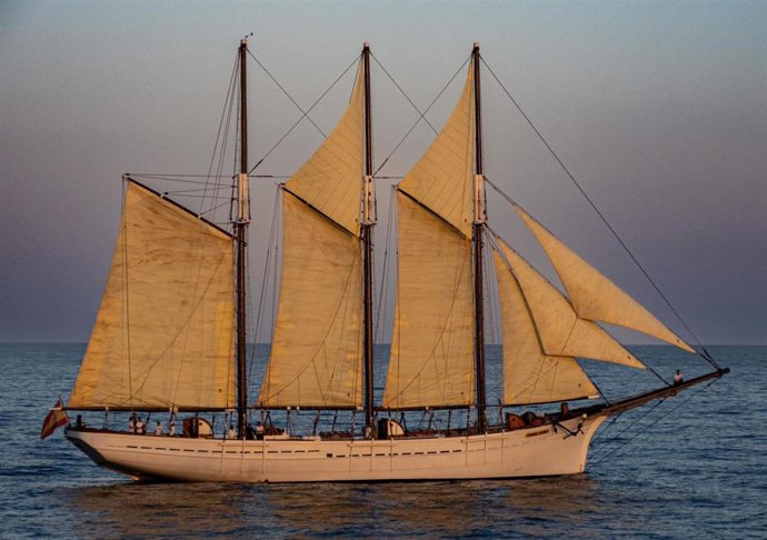 El buque histórico Pascual Flores.