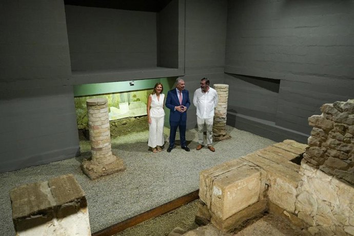 El alcalde de Sevilla, José Luis Sanz, en la presentación de la Cripta del Patio de Banderas del Real Alcázar de Sevilla.