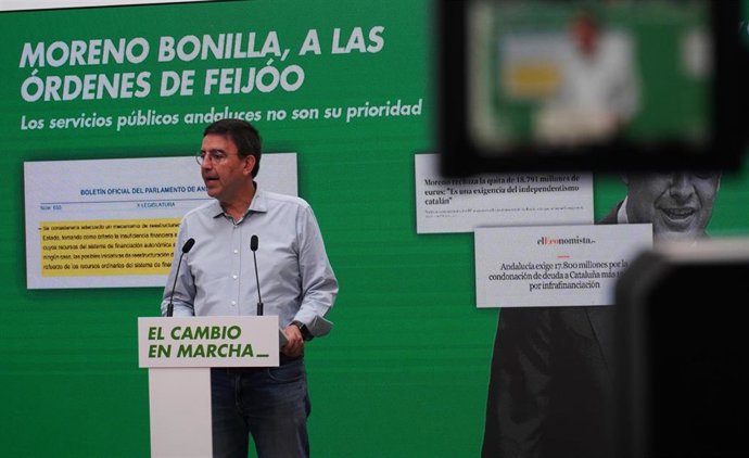 El portavoz socialista de Presidencia del PSOE-A, Mario Jiménez, en rueda de prensa. (Foto de archivo).