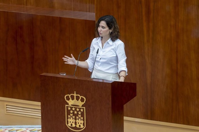 La presidenta de la Comunidad de Madrid, Isabel Díaz Ayuso, interviene durante el segundo día del Debate sobre el Estado de la Región, en la Asamblea de Madrid, a 12 de septiembre de 2025, en Madrid (España)