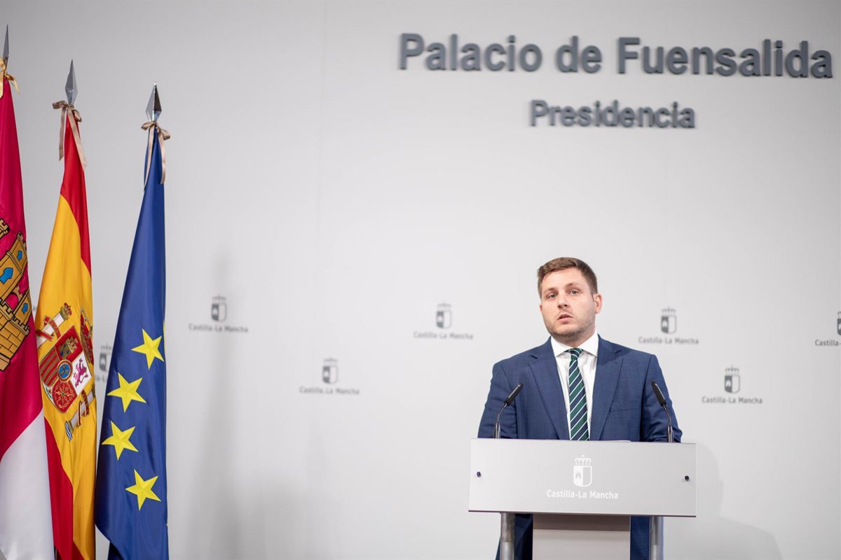 C-LM anuncia mesa de trabajo para regular VTCs y arremete contra el Gobierno  por lavarse las manos con este problemón 