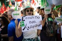 Los sindicatos se concentran en hospitales de toda España por el Estatuto Marco: "Exigimos seguir negociando"