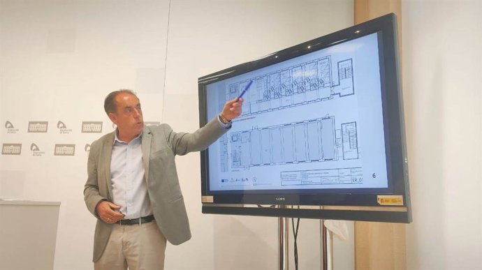 El presidente de la Diputación de Soria explica las unidades de convivencia.
