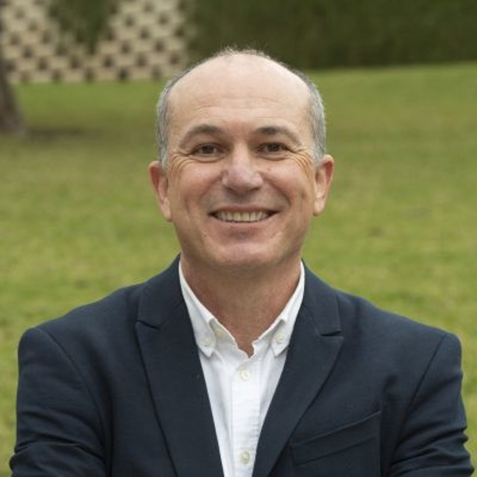 El director de la Cátedra RSC UMU y catedrático de la UMU, Longinos Marín
