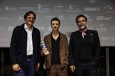 Foto: Argentina.- Pérez Biscayart defiende la "resistencia" de la cultura al recibir el Faro Dos Orillas del Festival de Cine de Santander