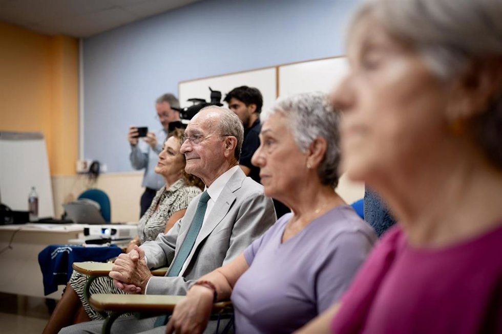Talleres alfabetización mediática 2025-2026 del Ayuntamiento de Málaga y Asociación de la Prensa.