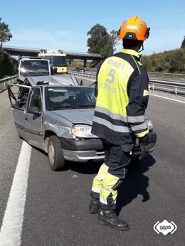 Accidente de tráfico con fallecido en la A-8 a la altura de Querúas (Valdés).