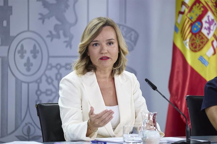 La ministra Portavoz, Pilar Alegría, durante una rueda de prensa posterior a la reunión del Consejo de Ministros, en el Palacio de la Moncloa, a 16 de septiembre, en Madrid (España). 