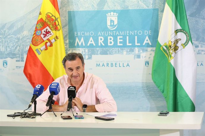 El Ayuntamiento de Marbella ha aprobado este martes en Junta de Gobierno Local las líneas fundamentales del presupuesto municipal para 2026 que previsiblemente se van a incrementar en diez millones respecto a las del ejercicio actual.