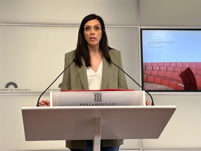 Archivo - La portaveu del PSC-Units al Parlament, Elena Díaz