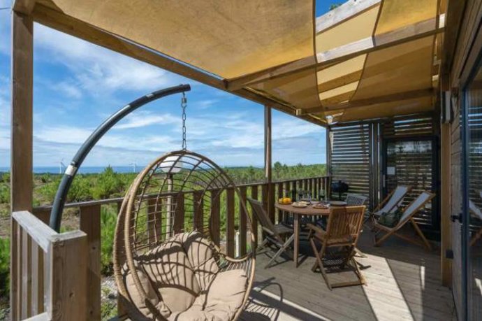 Bungalow con terraza y vistas panorámicas