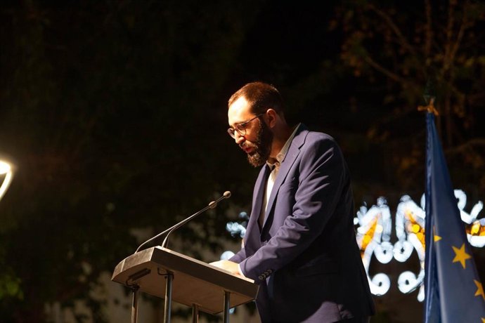 El periodista de Europa Press Esteban Heredero pregonó las Fiestas patronales de Los Yébenes