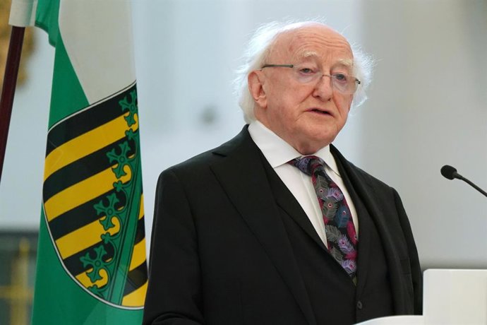 Archivo - FILED - 04 de julho de 2019, Saxônia, Leipzig: O presidente irlandês Michael D. Higgins discursa na Paulinerkirche, a igreja universitária da Universidade de Leipzig. Foto: Peter Endig/dpa-Zentralbild/dpa