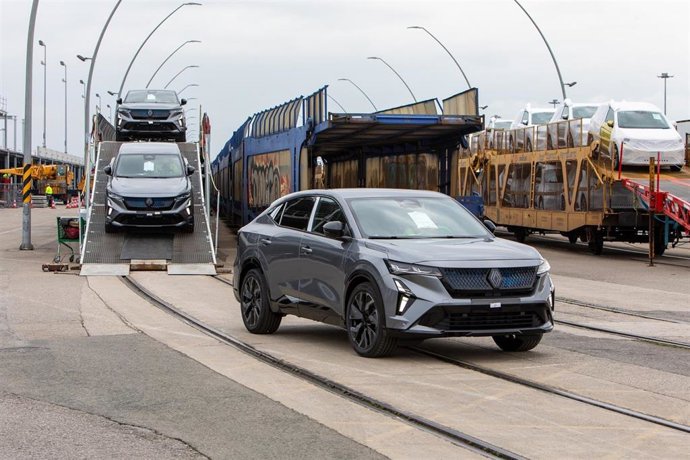 Tráfico de automóviles en el Puerto de Santander.