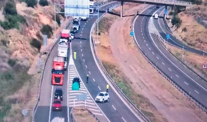 Imagen del corte de la AP-2 en Soses (Lleida).
