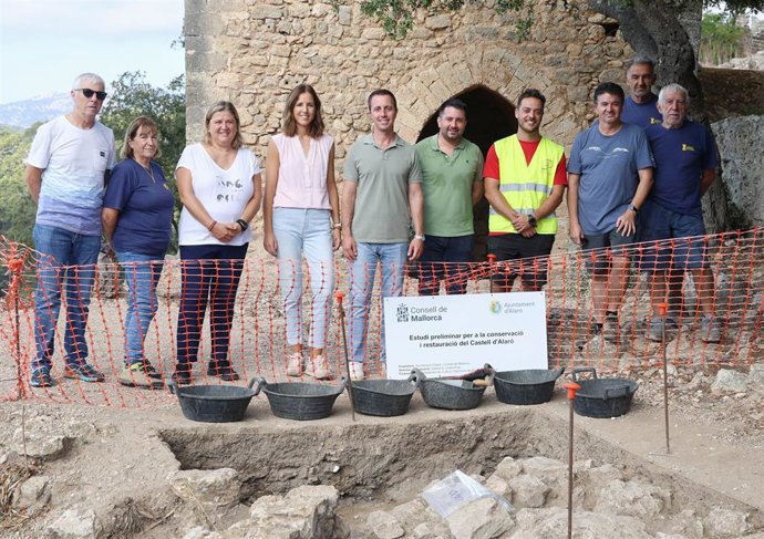 El Consell y el Ayuntamiento de Alaró avanzan con las excavaciones arqueológicas en el Castell d'Alaró