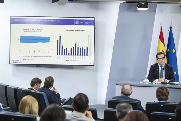 El ministro de Economía, Carlos Cuerpo, durante la rueda de prensa posterior al Consejo de Ministros