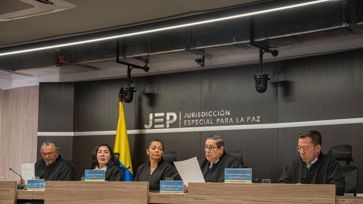 Condenados en Colombia a ocho años de penas alternativas los miembros del último secretariado de las FARC 
