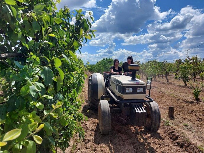 Jóvenes agricultores